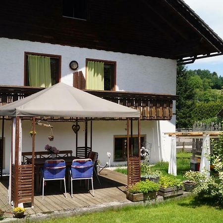 Ferienwohnung Auf Einem Richtigen Bauernhof Finkenstein am Faaker See Exterior photo